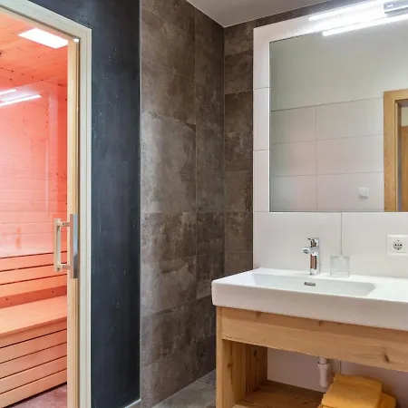 公寓 In Zillertal Arena Area With Sauna *